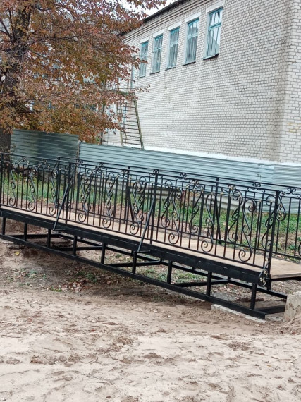 Благоустройство сквера Центральный продолжпется. Благоустройство сквера Центральный продолжпется.
